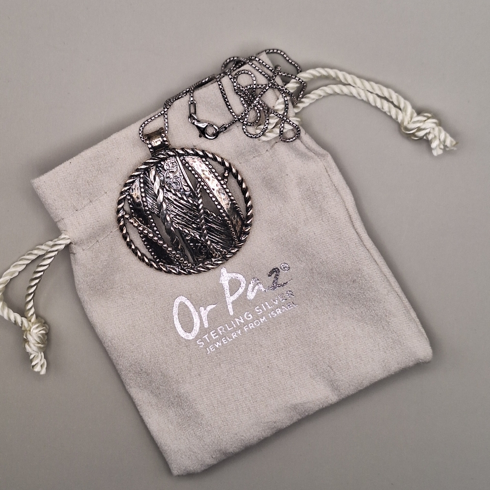 Or Paz Creations 'Leaf & Rope' Silver Pendant Necklace 16"—Includes Original Bag